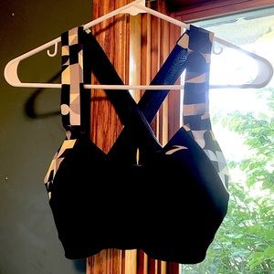 Brooks UpLift Crossback Sports Bra